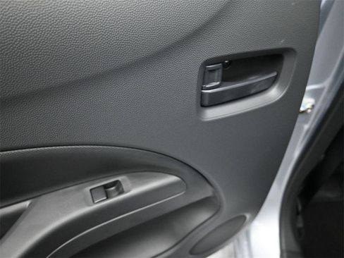 Used 2024 Mitsubishi Mirage G4 ES image 13