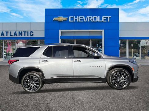 Certified 2023 Chevrolet Traverse RS image 6