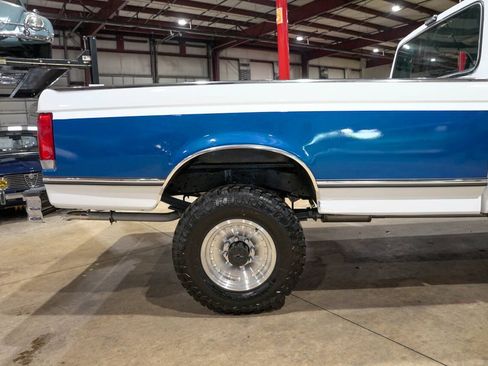 Used 1989 Ford F250 4x4 Regular Cab image 9