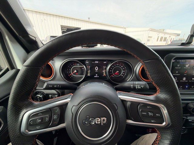 Used 2022 Jeep Gladiator Mojave w/ Cold Weather Group AWD/4WD image 14