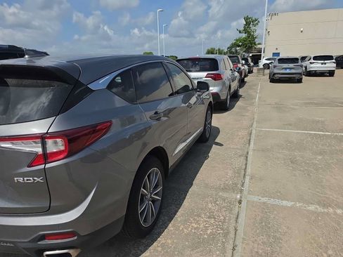 Used 2023 Acura RDX FWD w/ Technology Package image 4