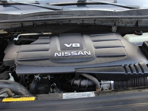 Used 2017 Nissan Titan S image 27