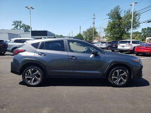Used 2024 Subaru Crosstrek 2.0i Premium AWD/4WD image 7