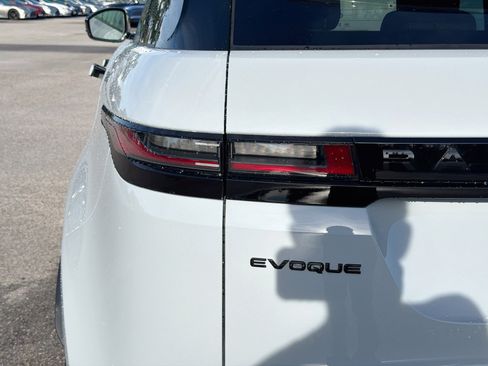 New 2026 Land Rover Range Rover Evoque Hoxton AWD/4WD image 10