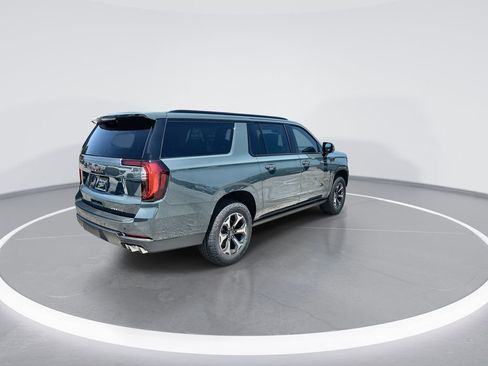 New 2026 GMC Yukon XL AT4 Ultimate w/ LPO, Floor Liner Package AWD/4WD image 8
