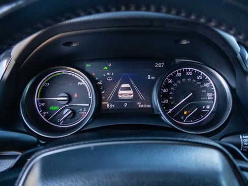 Certified 2022 Toyota Camry XSE w/ Navigation Upgrade Package image 39