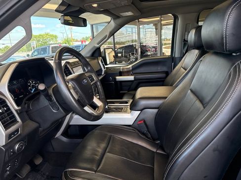 Used 2020 Ford F150 Lariat w/ Equipment Group 502A Luxury AWD/4WD image 13