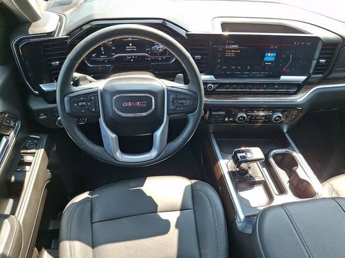 Used 2024 GMC Sierra 1500 Elevation w/ Elevation Premium Package AWD/4WD image 2