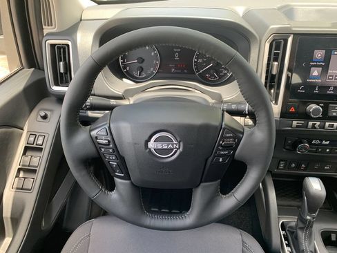 New 2026 Nissan Frontier SV w/ SV Convenience Package RWD image 8