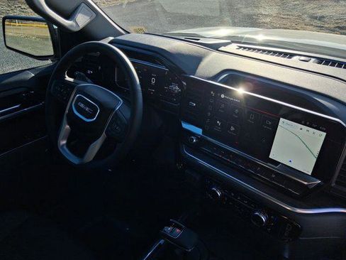 New 2026 GMC Sierra 1500 SLT w/ SLT Premium Plus Package image 17