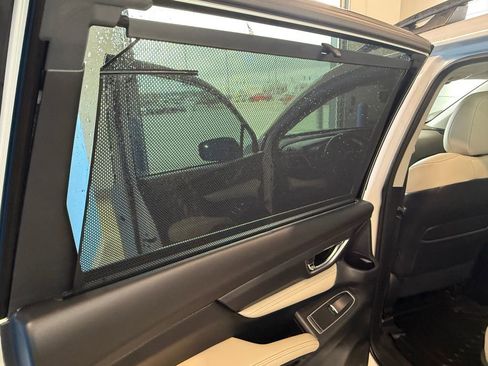 Used 2020 Subaru Ascent Limited w/ Technology Package image 9