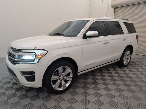 Used 2023 Ford Expedition Platinum image 9