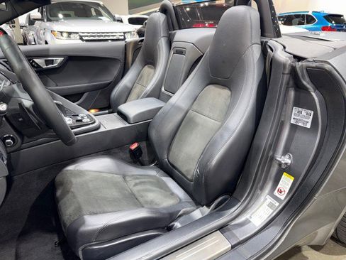 Used 2016 Jaguar F-TYPE S image 8