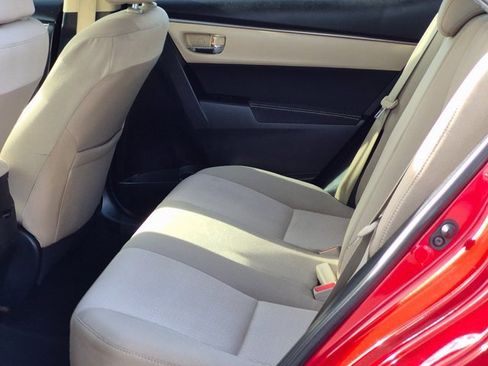 Used 2014 Toyota Corolla LE image 17