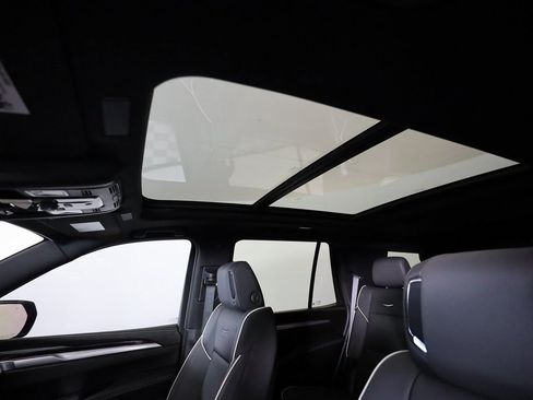 Used 2025 Cadillac Escalade Sport w/ Touring Package image 20