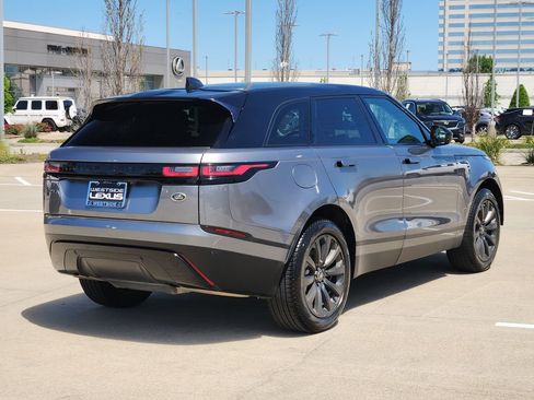 Used 2022 Land Rover Range Rover Velar S AWD/4WD image 7
