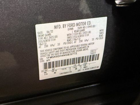 Used 2022 Ford Explorer XLT image 55