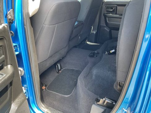 Used 2019 RAM 1500 Express w/ Express Value Package AWD/4WD image 37