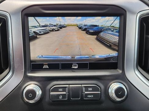 Used 2021 GMC Sierra 1500 Elevation w/ Preferred Package RWD image 17