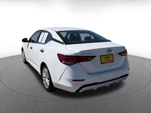 Used 2025 Nissan Sentra S FWD image 11