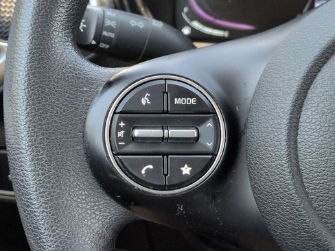 Certified 2023 Kia Soul LX w/ LX Technology Package FWD image 23
