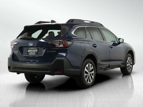 Used 2023 Subaru Outback Premium AWD/4WD image 5
