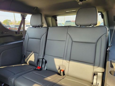 New 2026 GMC Yukon XL Denali w/ Denali Reserve Package RWD image 29