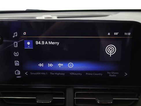 Used 2024 Chevrolet Trax RS image 41