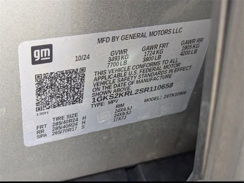 Used 2025 GMC Yukon XL Denali Ultimate w/ LPO, Floor Liner Package image 15