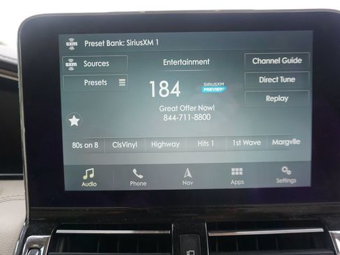 Used 2018 Lincoln Navigator Reserve w/ Technology Package AWD/4WD image 11