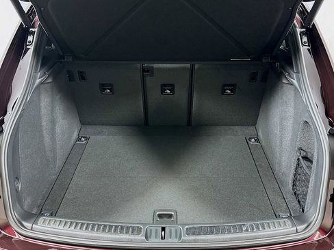 New 2026 Porsche Macan image 27