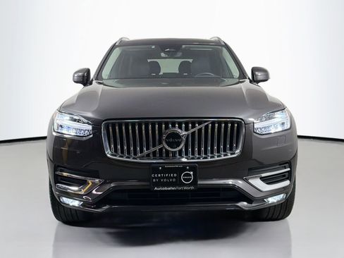 Certified 2023 Volvo XC90 B6 Plus image 2