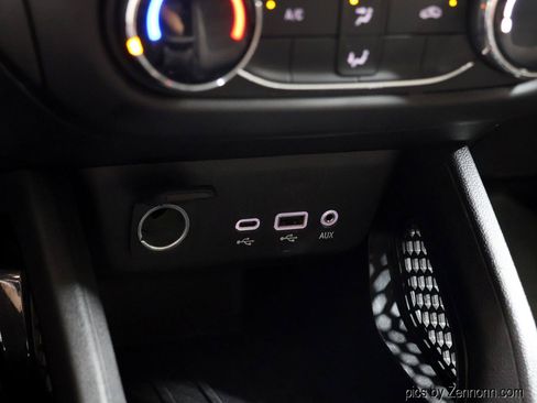 Used 2021 Chevrolet TrailBlazer LS FWD image 22