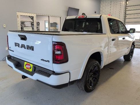 New 2026 RAM 1500 4x4 Crew Cab image 4