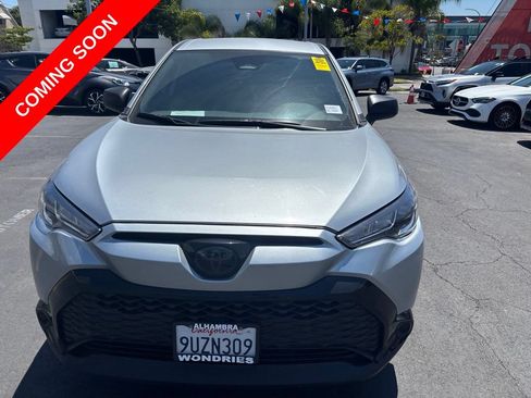 Used 2025 Toyota Corolla Cross AWD Hybrid image 9