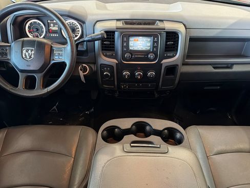 Used 2016 RAM 2500 Tradesman w/ Chrome Appearance Group AWD/4WD image 11