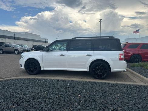 Used 2019 Ford Flex SEL w/ Equipment Group 202A AWD/4WD image 4