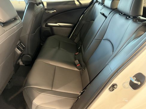 New 2026 Lexus UX 300h FWD image 26