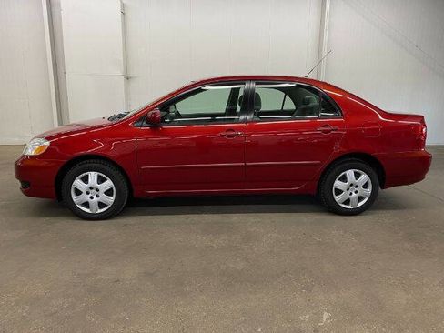 Used 2007 Toyota Corolla LE FWD image 2