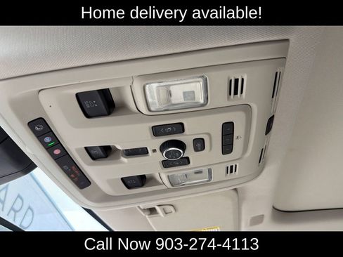 Used 2021 GMC Yukon Denali w/ Denali Ultimate Package image 35