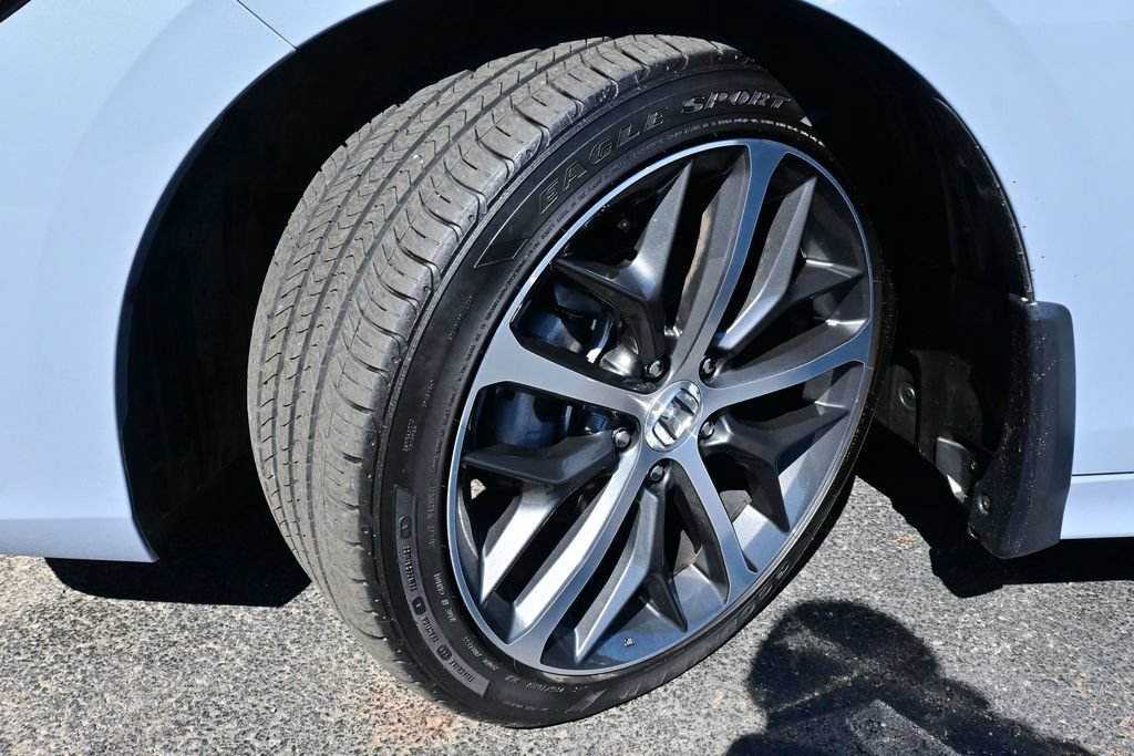 Used 2024 Honda Civic Touring image 7