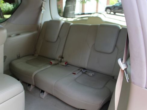 Used 2014 INFINITI QX80 4WD w/ Theater Package image 12