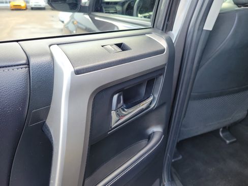 Used 2018 Toyota 4Runner SR5 image 13