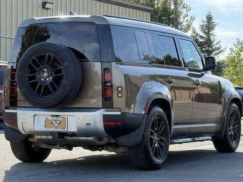 Used 2021 Land Rover Defender 110 S image 5