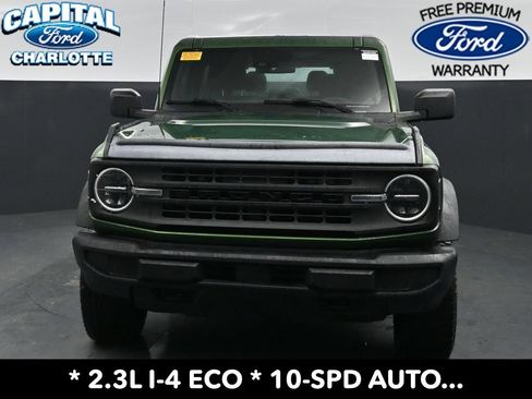 Used 2022 Ford Bronco 2-Door AWD/4WD image 2
