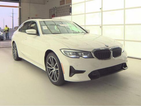Used 2020 BMW 330i xDrive Sedan image 4