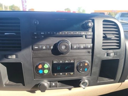 Used 2009 Chevrolet Silverado 1500 LT w/ Power Pack Plus RWD image 14