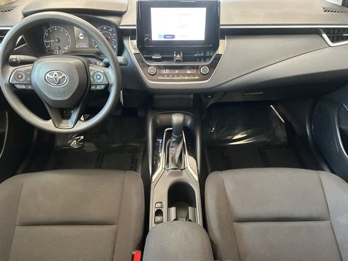 Used 2023 Toyota Corolla LE w/ Carpet Mat Package (TMS) FWD image 3