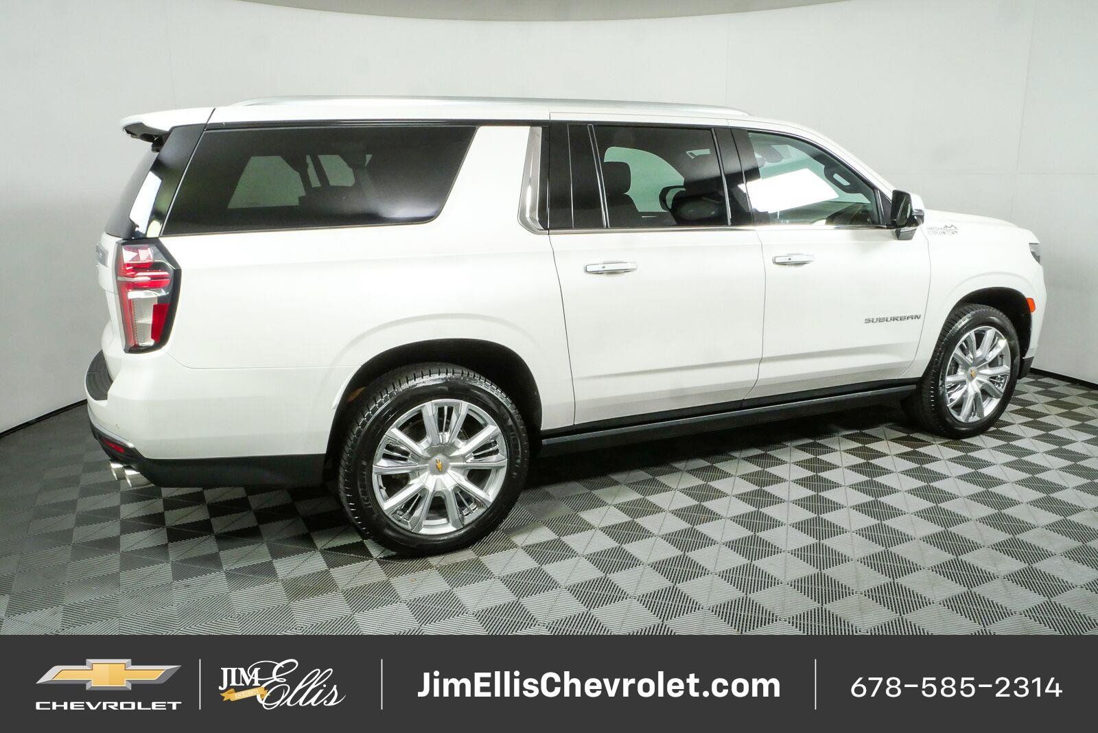 Certified 2021 Chevrolet Suburban High Country w/ Premium Package AWD/4WD image 2