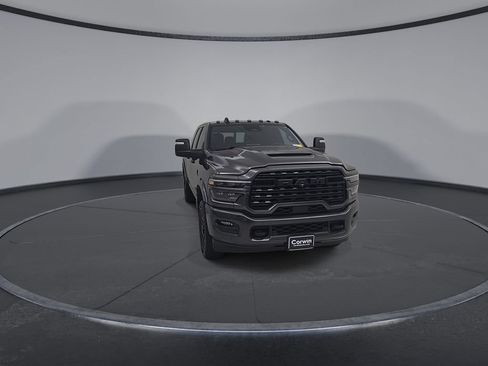 Used 2025 RAM 2500 Limited AWD/4WD image 5